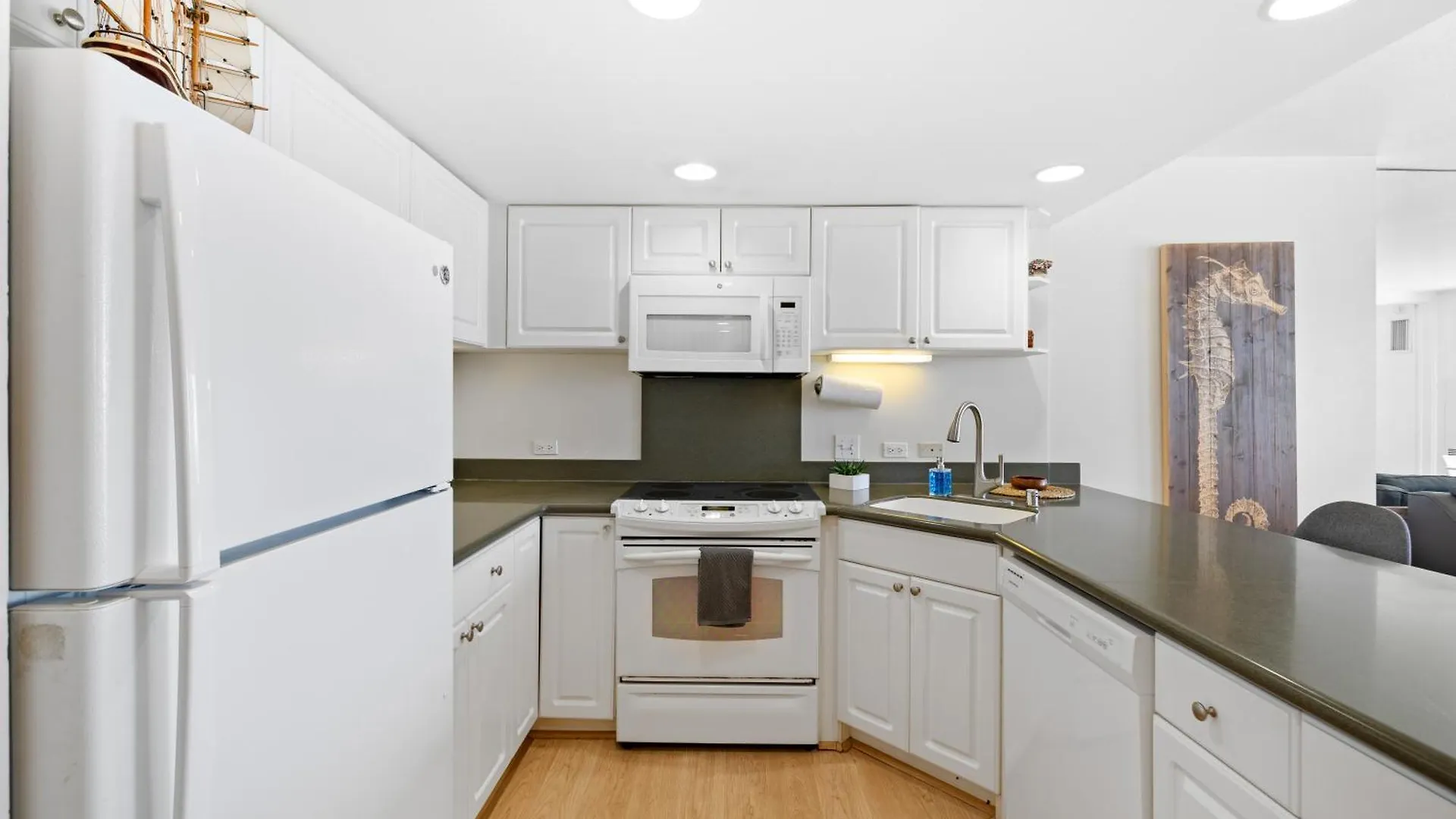 Waikiki Ilikai Marina Apartment Honolulu